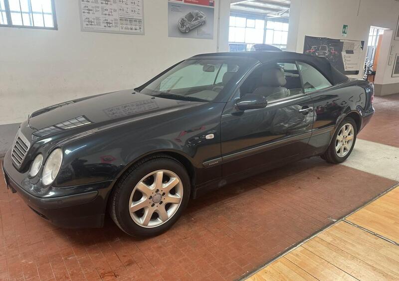 Mercedes-Benz CLK 230 Kompressor cat Cabrio Elegance aut.