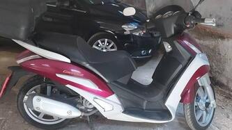 Peugeot Geopolis 250 usata