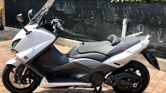 Yamaha T-Max 530 (2015 - 16) usata