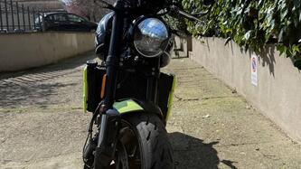 Triumph Trident 660 Triple Tribute Edition (2024) usata