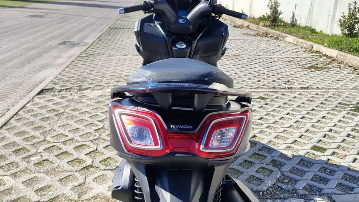 Kymco Downtown 350i ABS (2015 - 17)  (4)