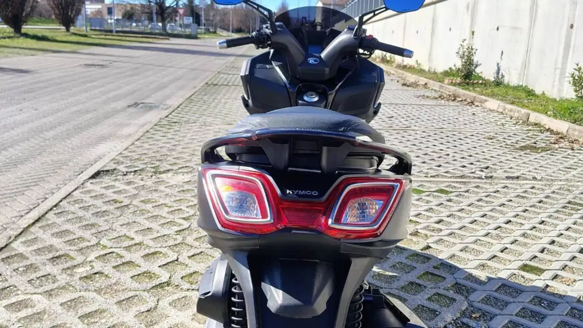 Kymco Downtown 350i ABS (2015 - 17)  (5)