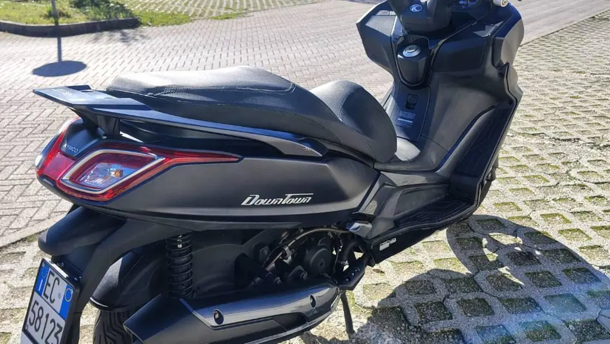 Kymco Downtown 350i ABS (2015 - 17)  (6)