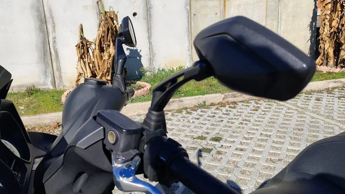 Kymco Downtown 350i ABS (2015 - 17)  (10)