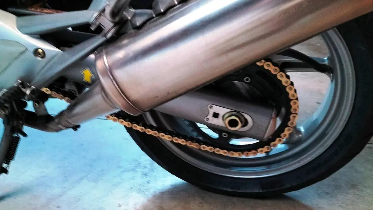 Cagiva Raptor 650 (2005 - 07)  (6)