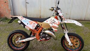 KTM 125 EXC Six Days (2010) 