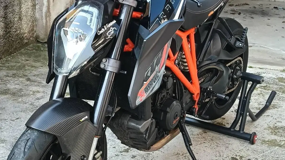 KTM 1290 Super Duke R ABS (2014 - 16)  (4)