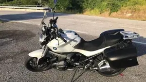 Bmw R 1200 R (2011 - 14)  (2)