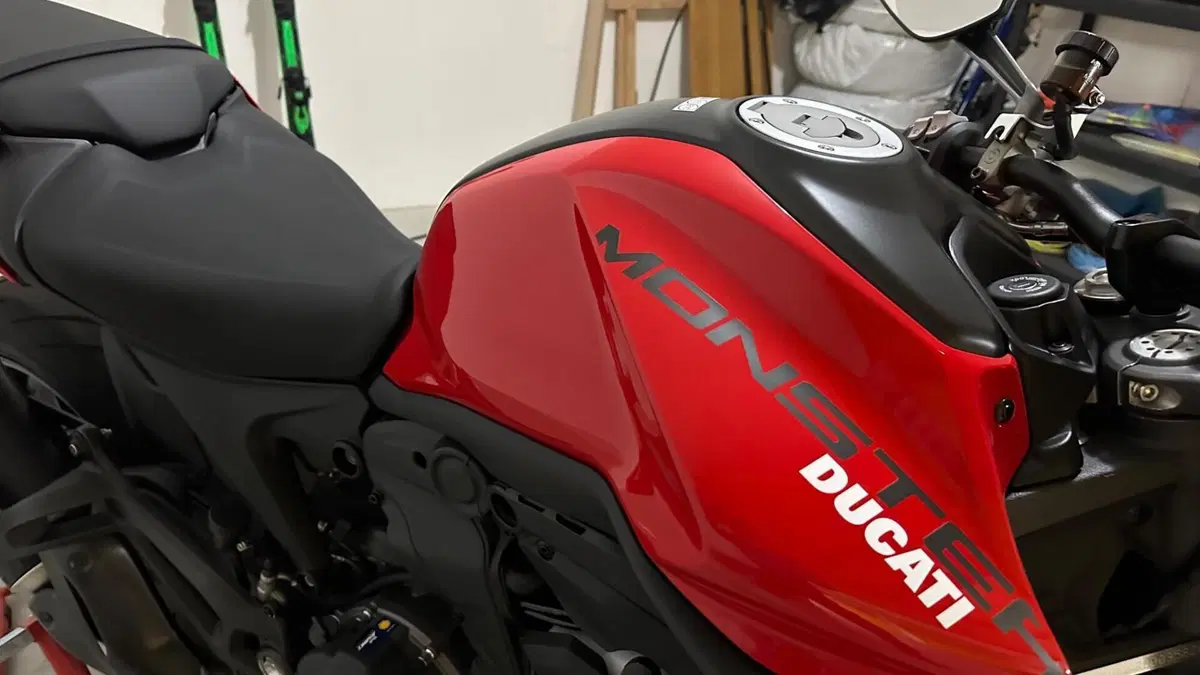 Ducati Monster 937 (2021 - 25)  (6)