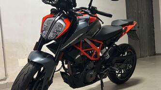 KTM 390 Duke (2021 - 23) usata