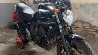 Yamaha FZ6 S2 (2007 - 11) usata