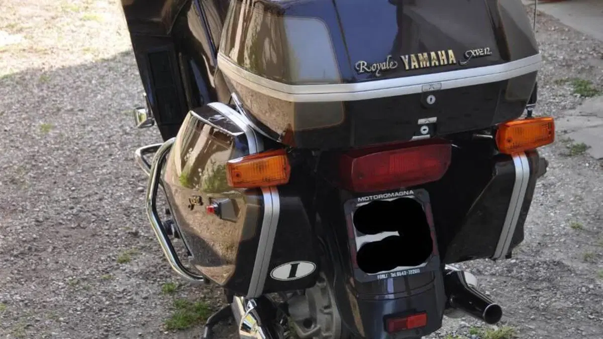 Yamaha   (4)