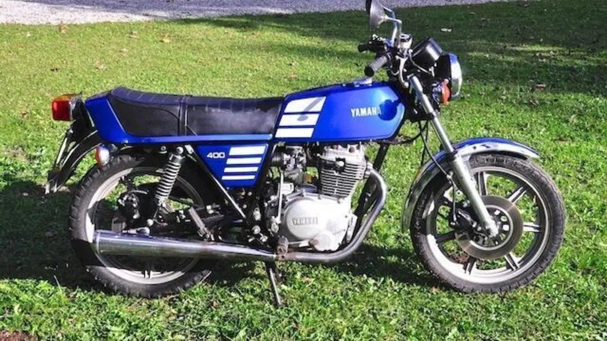 Yamaha   (2)