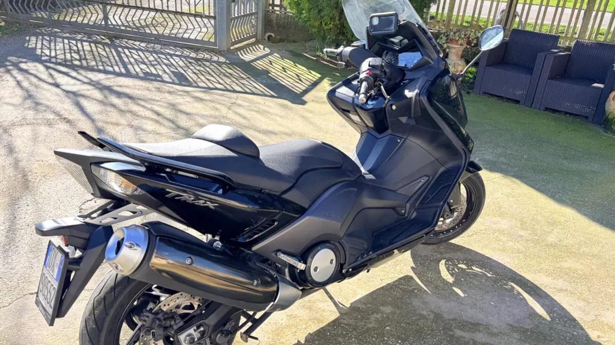 Yamaha T-Max 530 (2012 - 14)  (7)