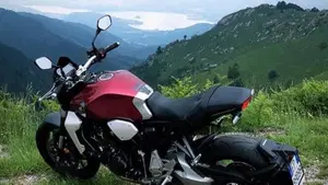 Honda CB 1000 R + Neo Sport Cafè (2019 - 20)  (7)