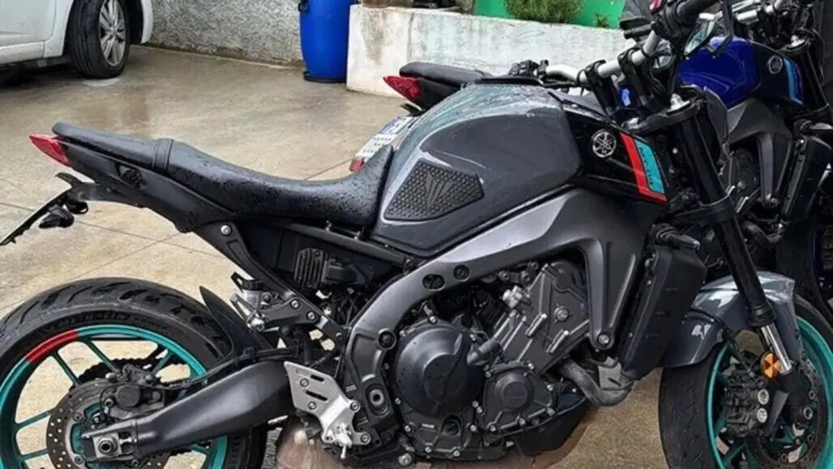 Yamaha MT-09 (2021 - 23)  (4)