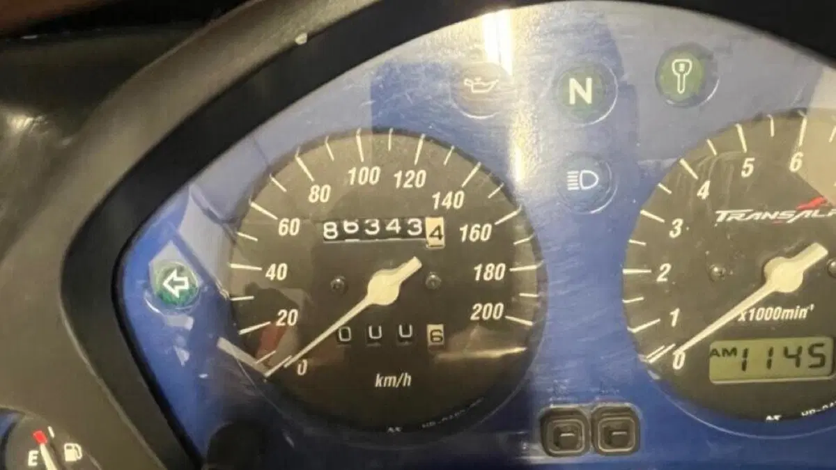 Honda Transalp XL 650V (2000 - 04)  (4)