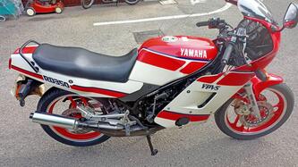 Yamaha RD 350 LC epoca