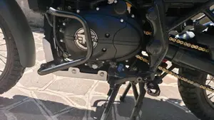 Royal Enfield Himalayan 411 (2017 - 20)  (6)