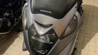 Honda Silver Wing 600 (2001 - 05) usata