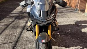 Moto Guzzi V100 Mandello S (2022 - 24) 