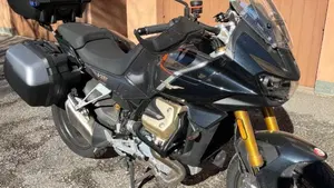 Moto Guzzi V100 Mandello S (2022 - 24)  (2)