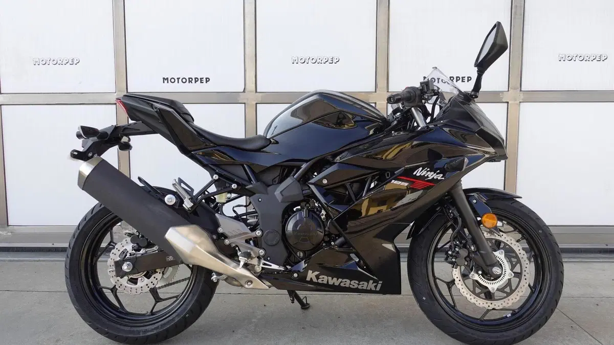 Kawasaki Ninja 125 (2025 - 26)  (4)