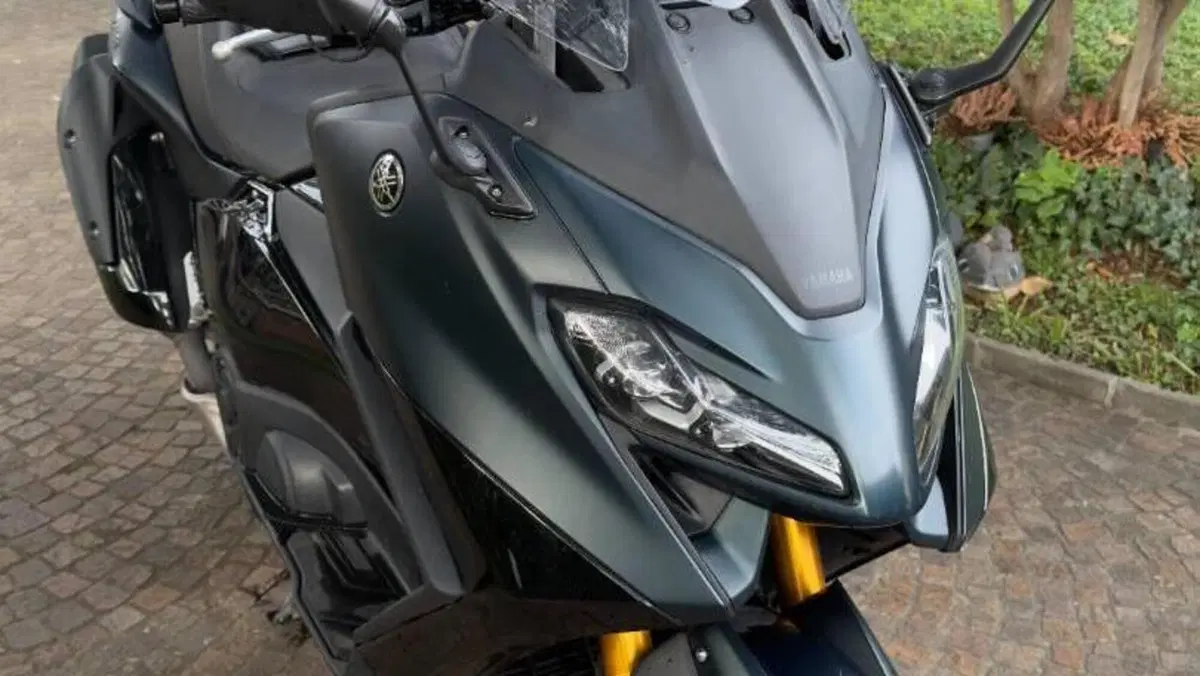 Yamaha T-Max 560 Tech Max (2022 - 24)  (5)