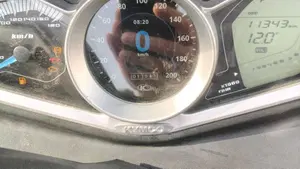 Kymco Xciting 400i S ABS (2019 - 20)  (6)
