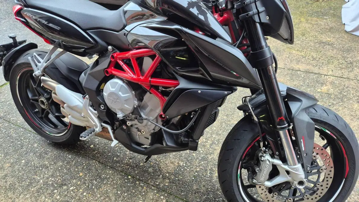 MV Agusta Rivale 800 EAS ABS (2013 -17) 