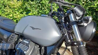 Moto Guzzi V7 III Stone (2017 - 20)