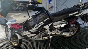 Honda Africa Twin XRV 750 (1993 - 95) 