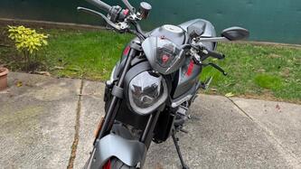 Ducati Monster 937 + (2021 - 25) usata