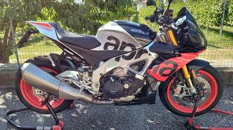 Aprilia Tuono V4 Factory (2019 - 20) usata