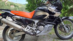 Honda Africa Twin XRV 750 (1996 - 02) 