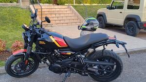 Royal Enfield Guerrilla 450 (2024 - 26) 