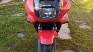 Honda VFR 750 F (1990 - 93) 