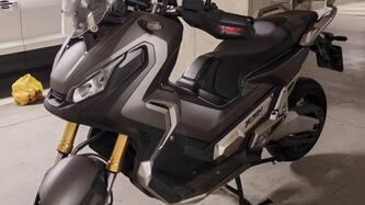 Honda X-ADV 750 (2017) usata