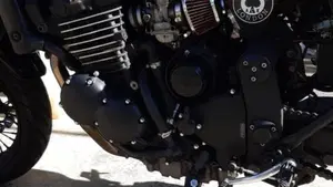 Triumph Thunderbird 900 Sport (2003 - 04)  (5)