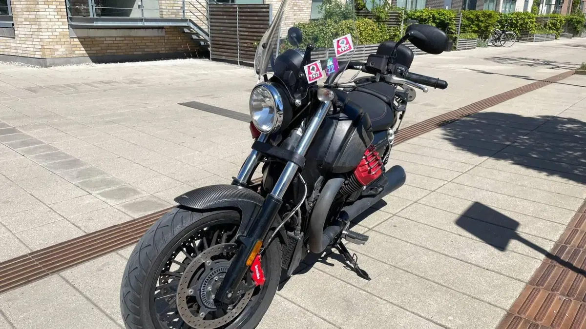 Moto Guzzi Audace Carbon 1400 (2017 - 20)  (3)