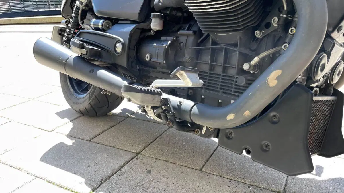Moto Guzzi Audace Carbon 1400 (2017 - 20)  (10)