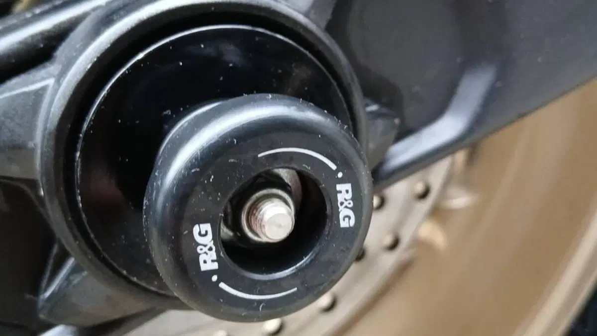 Yamaha XSR 700 (2022 - 26)  (7)