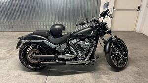 Harley-Davidson Breakout 117 (2023 - 24) 