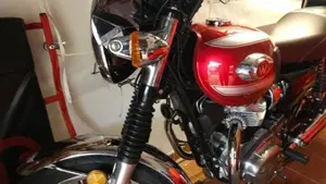 Kawasaki W 800 (2021 - 26)  (4)