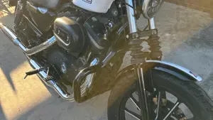 Harley-Davidson 883 Iron (2012 - 14) - XL 883N  (5)