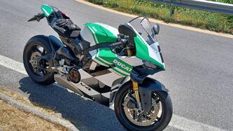 Ducati Panigale V4 Tricolore (2025 - 26) usata
