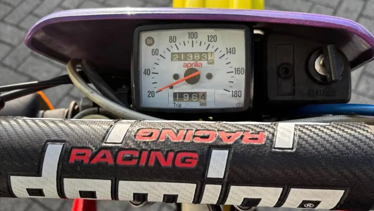 Aprilia   (6)