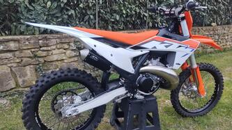 KTM 250 SX (2023) usata