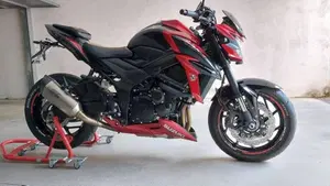Suzuki GSX S 750 Yugen (2018 - 20)  (3)