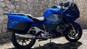 Bmw R 1250 RT (2021 - 25)  (2)